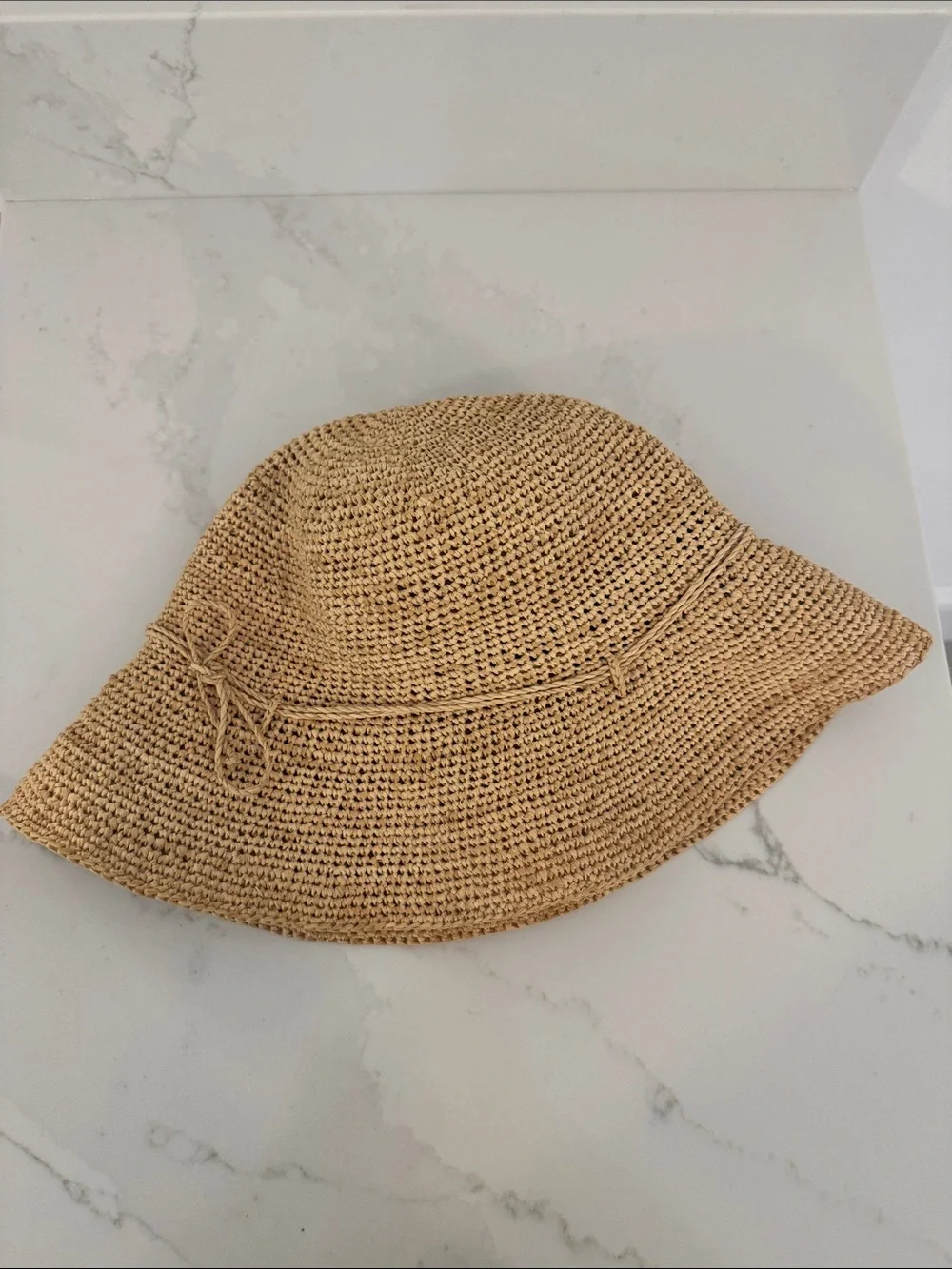 Helen Kaminski | Classic Raffia Packable Woven Sun Hat in Tan | Free Size